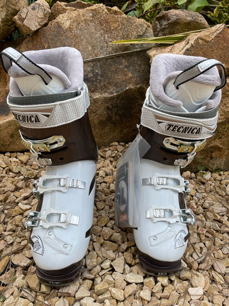 Used Tecnica PHNX 23.5 Ski Boots bike — image 7 of 11
