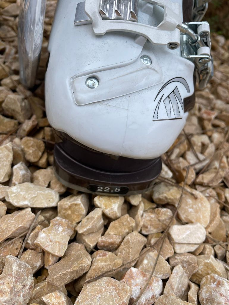 Used Tecnica PHNX 23.5 Ski Boots bike — image 8 of 11