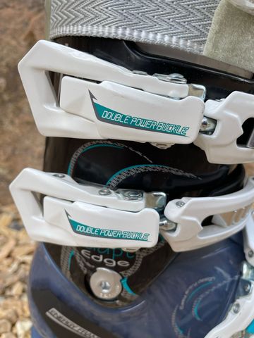 Used Head Adapt Edge 90 Ski Boots 22.5 bike — image 3 of 8