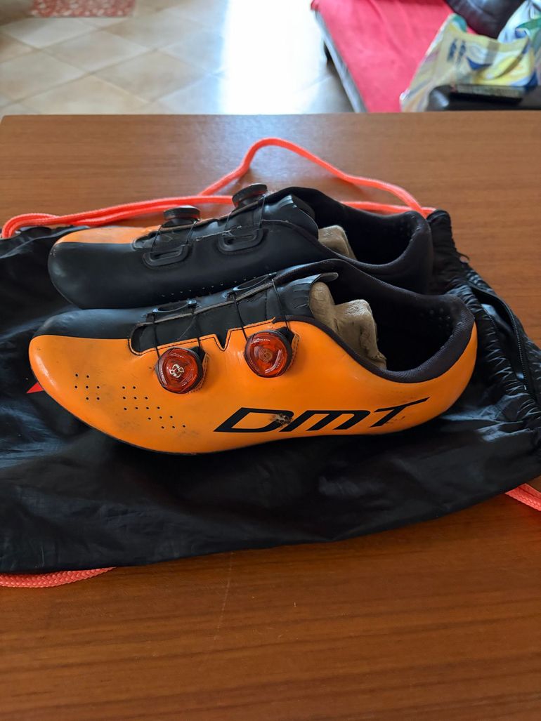 Used Dmt r1 bike — image 2 of 9