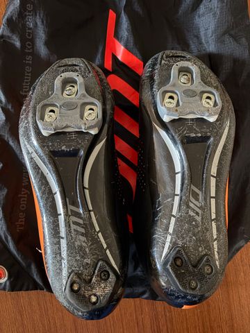 Used Dmt r1 bike — image 8 of 9