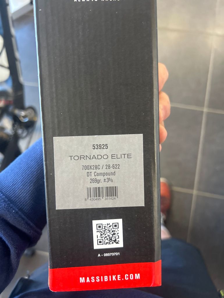 Used 2024 Road Tyres bike — image 2 of 2