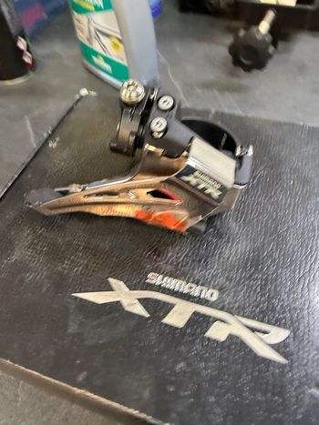 2023, XTR Abrazadera 2x11