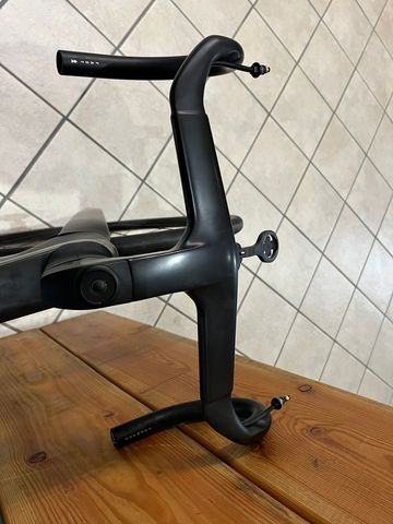 Brugt Trek Manubrio integrato MADONE 7th GEN 2024 Cockpit