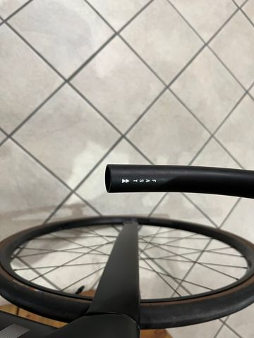 Used Trek Manubrio integrato MADONE 7th GEN 2024 bike — image 2 of 6