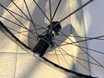 Used 2025 Sharq 700c Wheelset bike — image 4 of 4