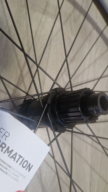Used Dt Swiss XG1700 Rear Wheel bike — image 3 of 5