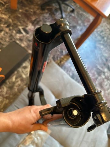 Used Fox 34 Factory Fork 2021 bike — image 8 of 12