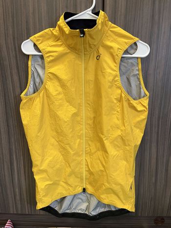 Velocio, Men's Ultralight Rain Vest