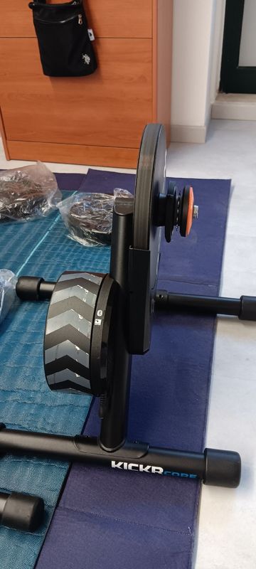 2021 KICKR CORE Smart Trainer bike d'occasion — image 11 sur 17