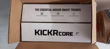2021 KICKR CORE Smart Trainer bike d'occasion — image 15 sur 17