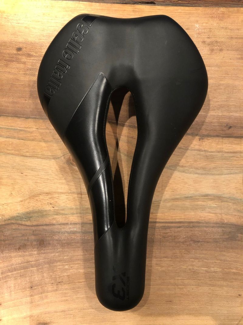 2021 X3 Boost Flow Saddle Saddles & Seatposts usato