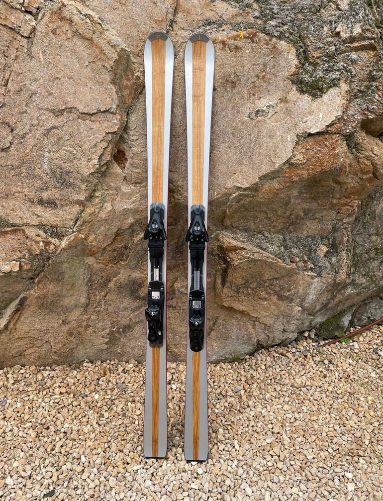 Used zai SIEGIU 170 cm Ski bike — image 1 of 7