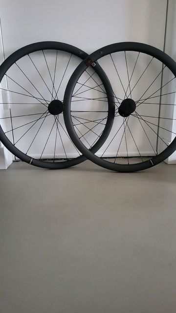 Używany Reserve 34/37 2024 bike — zdjęcie 8 z 8