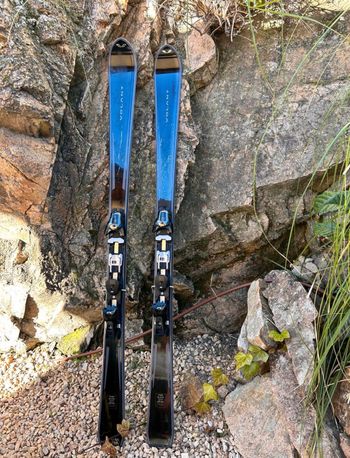 Used VOLANT PURE BLACK 167 cm bike — image 1 of 6