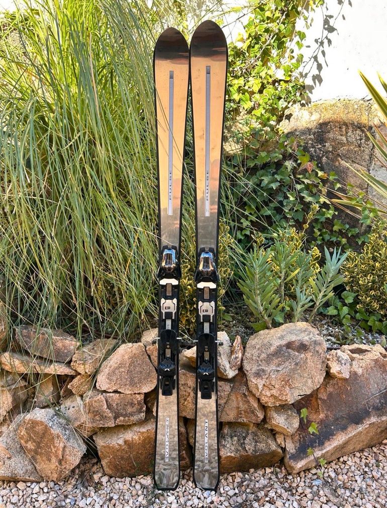 Used VOLANT PULSE WHITE Skis 165cm bike — image 1 of 6