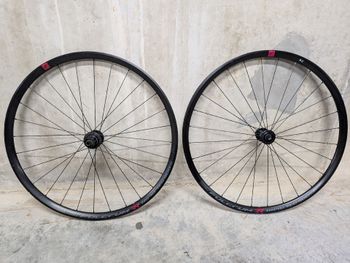 Fulcrum, Rapid Red 900