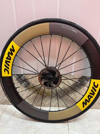 Mavic Cosmic SLR 65 Disc 2024 Wheels usato