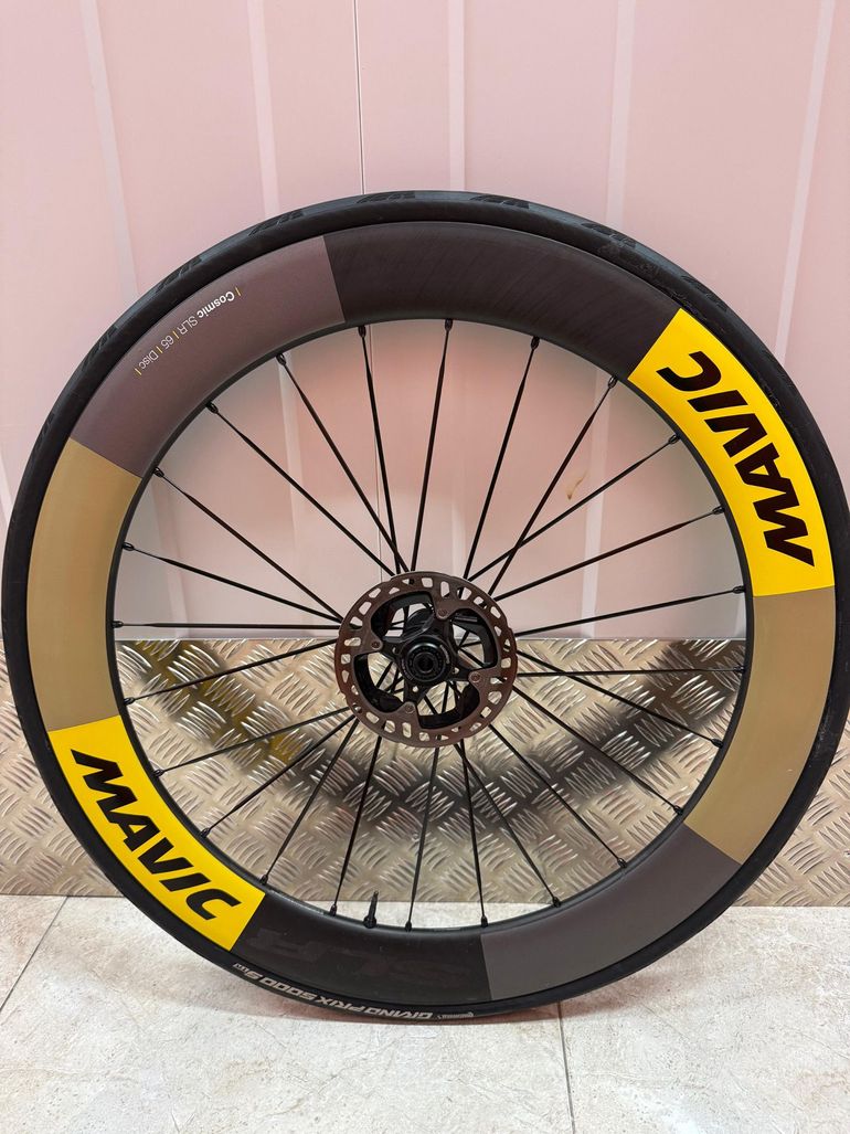 Tweedehands Mavic Cosmic SLR 65 Disc 2024 bike — afbeelding 2 van 3