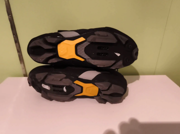 Shimano Winterschoen Gore-Tex 42 bike d'occasion — image 3 sur 6