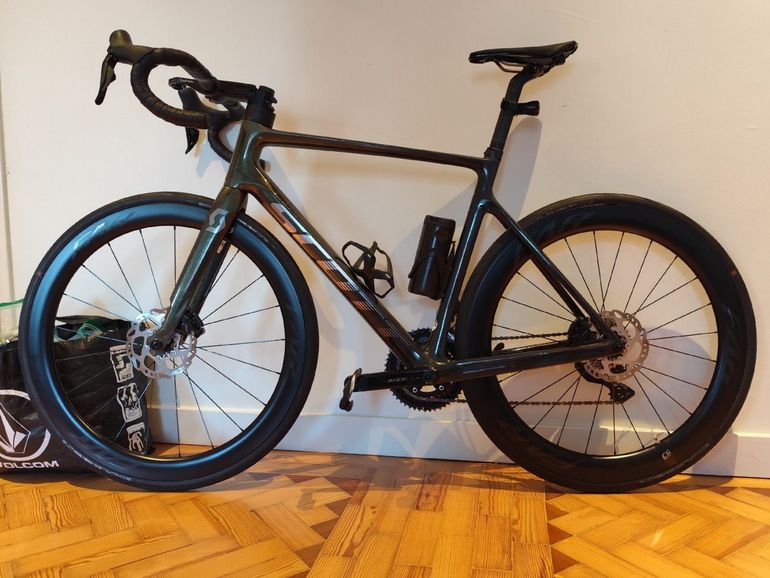 Used 2025 EVO C50/58mm Wheels bike — image 2 of 2