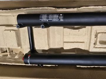 Brugt Rock Shox revelation 2020 bike — billede 8 af 10