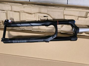 Brugt Rock Shox revelation 2020 bike — billede 10 af 10