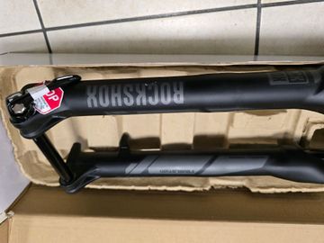 Brugt Rock Shox revelation 2020 bike — billede 2 af 10