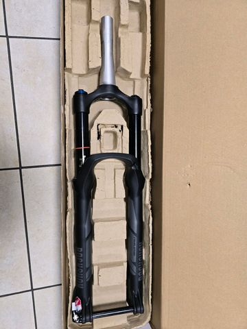Used Rock Shox revelation 2020 Fork