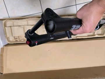 Brugt Rock Shox revelation 2020 bike — billede 9 af 10