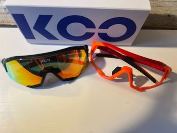 2025, Demos Sunglasses 2x frames
