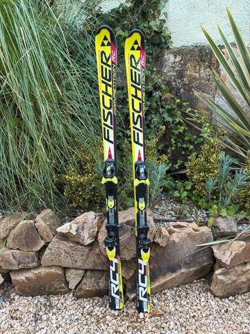 Used Fischer RC4 WORLD CUP SL SKI Skiing & Skitouring
