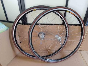 Used Campagnolo Wheelset with Mavic CXP 33 Rims bike — image 7 of 8