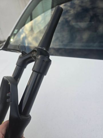 Used RockShox Reba 29 Boost 2024 bike — image 3 of 4