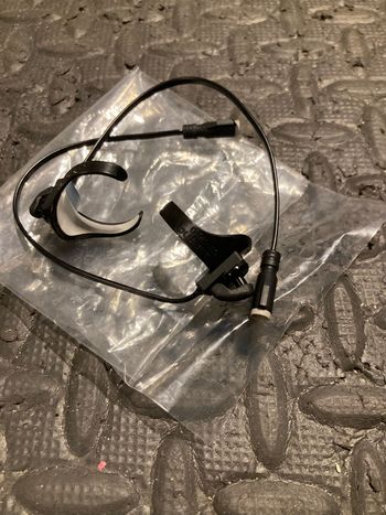Used Shimano SW-R610 Remote Sprinter Shifter bike — image 2 of 2