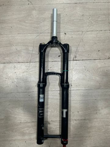 Tweedehands 2024 era v2 bike — afbeelding 1 van 2