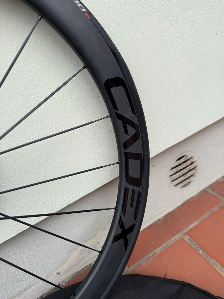 Used 2023 ruote 42 mm tubeless bike — image 5 of 6