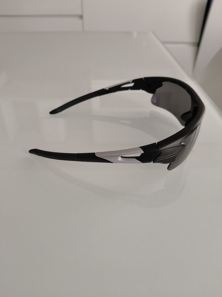 Used Giant Occhiali Sportivi Nero/Grigio 2026 bike — image 4 of 5