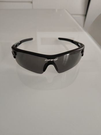Used Giant Occhiali Sportivi Nero/Grigio 2026 bike — image 2 of 5