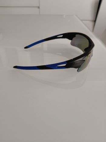Used Giant Occhiali Sportivi Nero/Blu 2026 bike — image 4 of 5