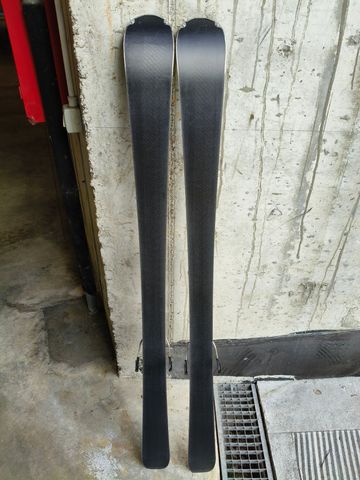 Used Rossignol React4 154cm with Look Xpress Bindings 2024 bike — image 5 of 6
