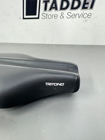 Used Fizik Sella Fizi:k Tritone 5.5 + Carriage Kit Saddle bike — image 3 of 8