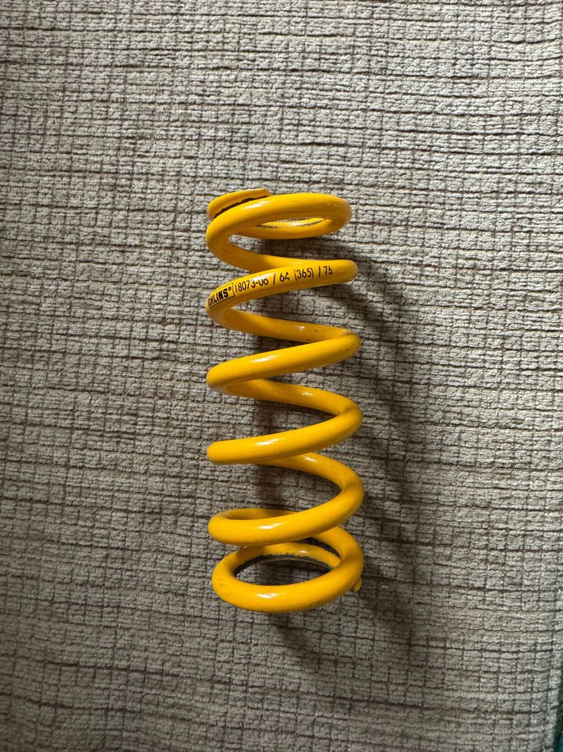 Used 2024 TTX22 m Coil Rear Shock 75mm Rear Suspension