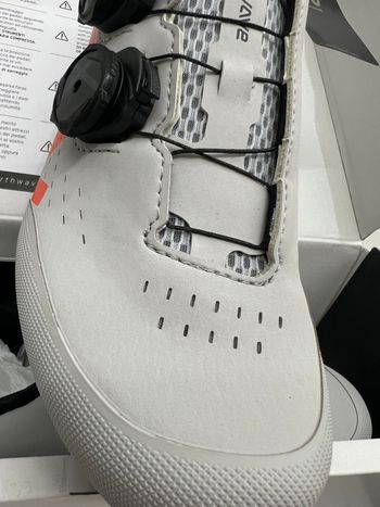 Used 2025 MTB Shoes bike — image 10 of 12