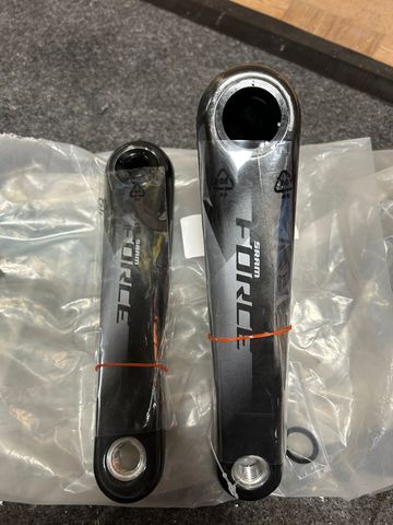 Used 2024 crankset bike — image 2 of 5