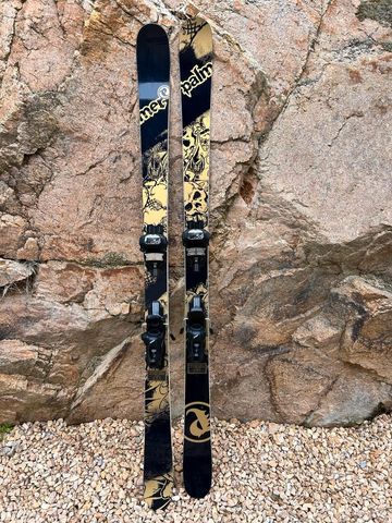 Brugt PALMER KESSLER PO3 TWIN SKI Skiing & Skitouring