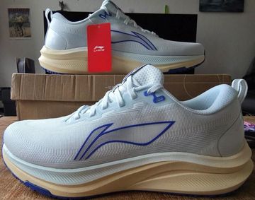 Used Li-Ning Red Hare 8 Laufschuhe Größe 45 Running Shoes
