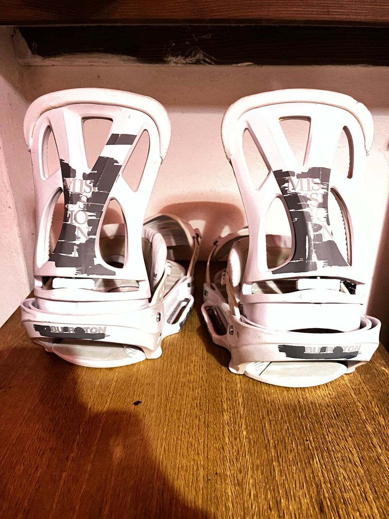 Burton Mission EST Snowboarding & Splitboarding d'occasion