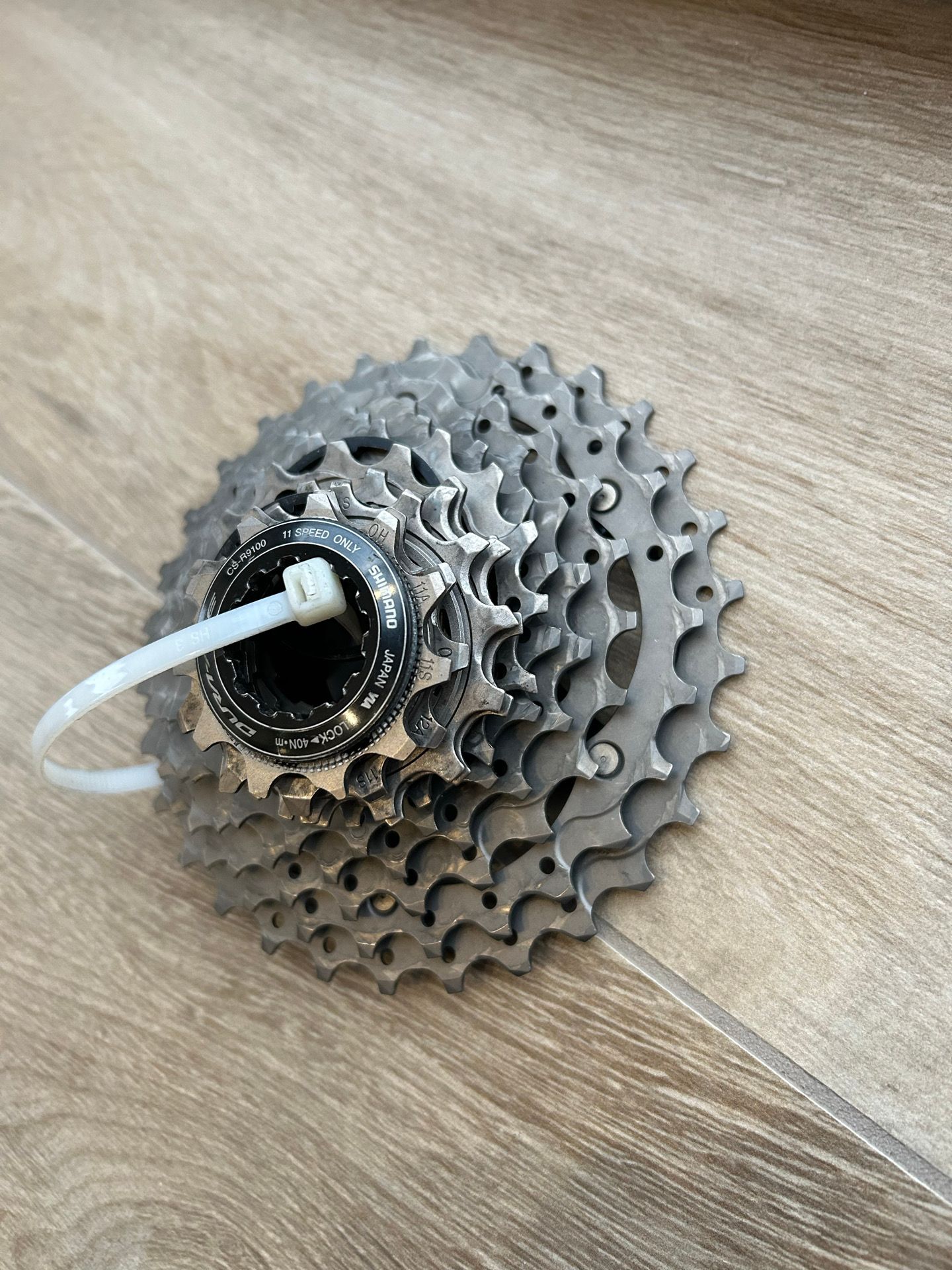 Buy Shimano Dura-Ace CS-R9100 11⁄30 11v Cassette. The best price