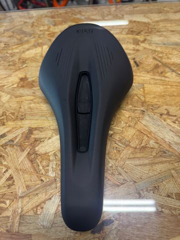 Gebrauchtes Fizik Vento Argo x1 Mtb 140mm 2026 Saddles & Seatposts